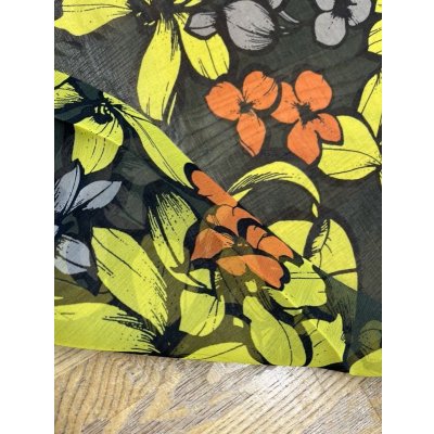 画像3: 生地：ポリエステル100％楊柳フラワープリント（黒／黄色）