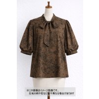 生地：ジーナ糸ポリエステルデシン花柄（茶／黒）