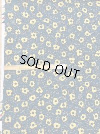 生地：NEWヴィーナス糸ポリエステルデシン花柄（緑／黄）