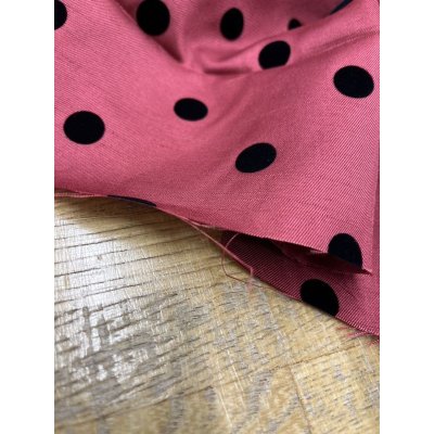 画像7: 生地：水玉大フロッキー加工ポリシャンタン（レンガ／黒）