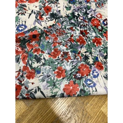 画像3: 生地：ポリエステル100％花柄プリント（ベージュ／赤）