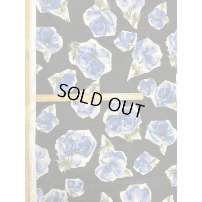 画像1: 生地：花柄プリント綿60ローン（黒／ブルー）