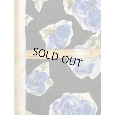 画像2: 生地：花柄プリント綿60ローン（黒／ブルー）