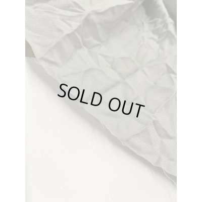 画像8: 生地：シワ加工ポリエステル100％ツイル（グレーグリーン）