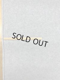 生地：ポリエステル両面フリース（ライトグレー）