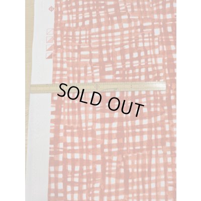 画像2: 生地：手書き風チェック柄ポリプリント（白／朱赤）