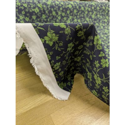 画像3: 生地：ダブル幅花柄割織デシンポリエステル100％（黒／緑）