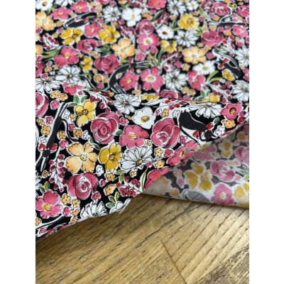 画像4: 生地：手書き風の花柄プリント（黒地／ピンク系）