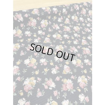 画像9: 生地：綿100％花・ドット柄プリントシーチング（黒地）