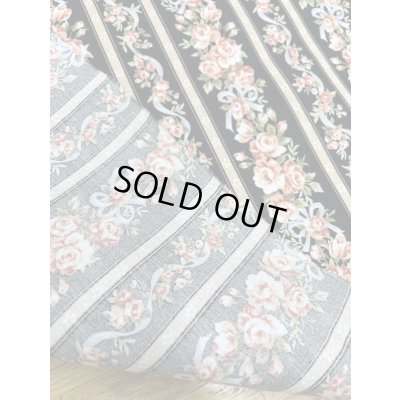 画像4: 生地：綿100％花・ストライプ柄プリントシーチング（黒地）