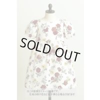 生地：綿100％クラシックフラワープリント（クリーム地）