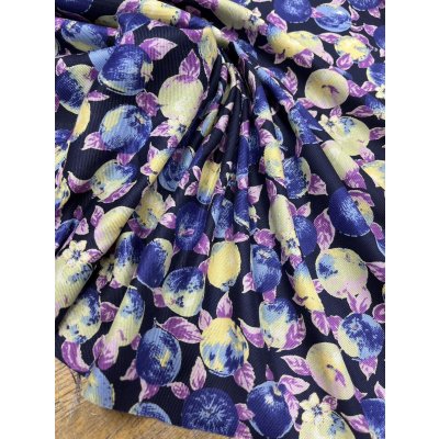 画像6: 生地：ポリエステル100％フルーツ柄プリント生地（紺地）