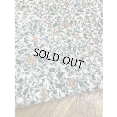 画像3: 生地：ポリ100％小花柄カットジャカード（ホワイト×イエロー×グリーン）