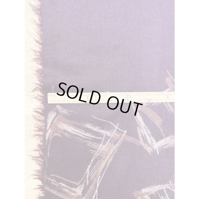 画像2: 生地：ポリエステル100％ スクエア柄手書き風プリントニット（エンジ）