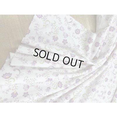 画像5: 生地：綿100％ 花柄フライスニット（オフホワイト×パープル）