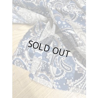 画像4: 生地：ポリエステル100％ ペイズリー柄プリント（ベージュ地／ブルー系）