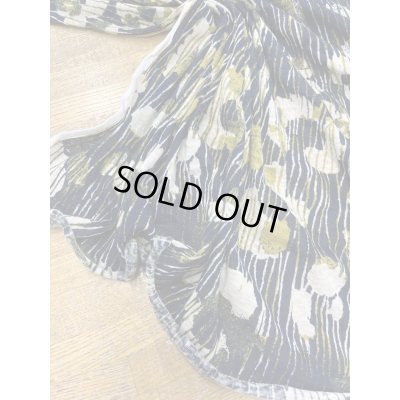 画像5: 生地：綿100％ ラフィーガーゼ天竺 ストライプ花柄プリント（ネイビー／カーキ系）