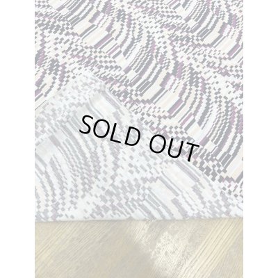 画像3: 生地：ポリエステル100％ ニットプリント（パープル系 幾何柄）