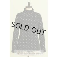 生地：綿100％水玉プリント綿天竺（黒地／ベージュドット）