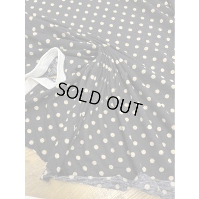 画像5: 生地：綿100％水玉プリント綿天竺（黒地／ベージュドット）