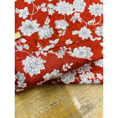 画像5: 生地:ポリエステル100%ジャガード織り花柄プリント生地(赤/白・グレー)