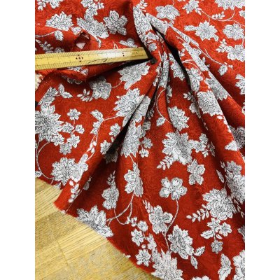 画像6: 生地:ポリエステル100%ジャガード織り花柄プリント生地(赤/白・グレー)