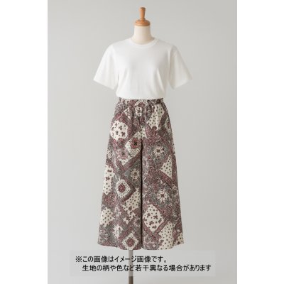 画像1: 生地：ポリエステル100％ペイズリーバンダナパッチワーク柄プリント（白地）