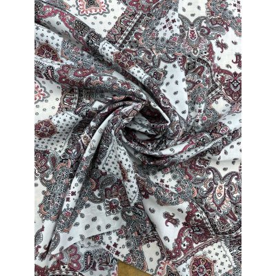 画像7: 生地:ポリエステル100%ペイズリーバンダナパッチワーク柄プリント(白地)