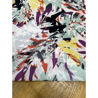 画像4: 生地:ポリエステル100%セミダルデシンカラフルプリント(白地)