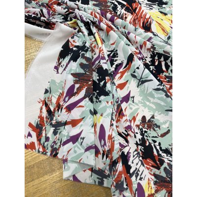 画像6: 生地:ポリエステル100%セミダルデシンカラフルプリント(白地)