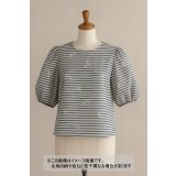 生地：ポリエステル100％刺繍入りボーダー（白／紺）