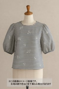 生地：ポリエステル100％刺繍入りボーダー（白／紺）