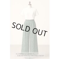 生地：ポリエステル100％ニューヴィーナススエード（緑）