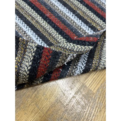 画像5: 生地： ネイティブ柄ストライプウール（レッド系）