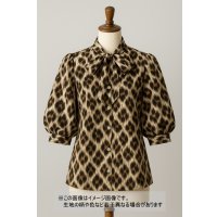 生地：ポリエステルレオパードプリント（ベージュ×ブラウン）