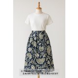 生地：ポリエステル100％オリエンタルプリント（紺／白・緑）