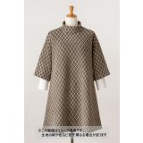 生地：ポリエステルニット起毛タッチ（ベージュ×ブラウン）