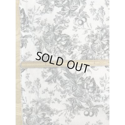 画像3: 生地：綿100％花柄リアルプリント（白地×黒）