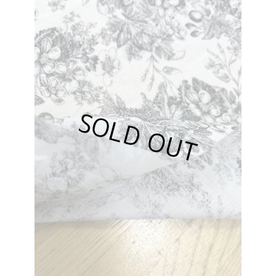 画像5: 生地：綿100％花柄リアルプリント（白地×黒）