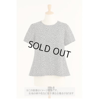 画像1: 生地：ポリエステル小花柄エンボスシャーリング（紺×白）