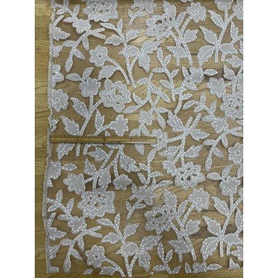 画像1: 生地：オーガンジー花柄刺繍レース（ベージュ）