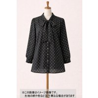 生地：ポリエステル ジョーゼット スノーカット（黒／白ドット）