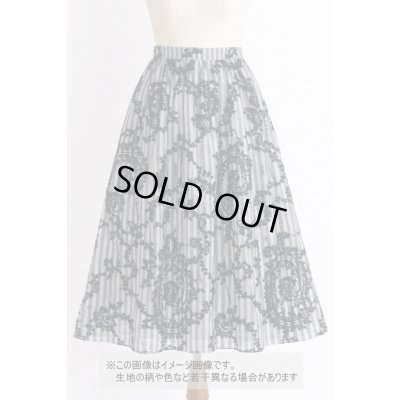 画像1: 生地：綿ポリエステル混 ストライプ刺繍カットジャガード（グレー）