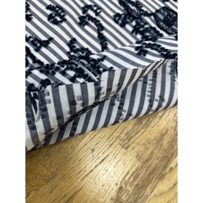 画像6: 生地：綿ポリエステル混 ストライプ刺繍カットジャガード（グレー）