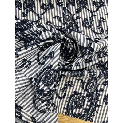 画像8: 生地：綿ポリエステル混 ストライプ刺繍カットジャガード（グレー）