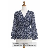 生地：ポリエステル100％シフォンカットジャカード（紺×白）