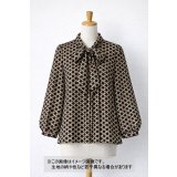 生地：ポリエステル100％Newヴィーナスデシンリング柄（濃紺×ベージュ）