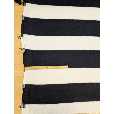 画像2: 生地：ウール混太ボーダーニット（ホワイト×ブラック）