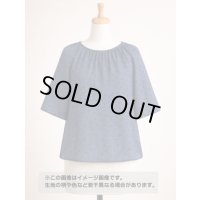 生地：ポリエステル100％リネンライクドットプリント（ネイビー）