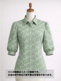 生地：綿100％小花柄刺繍風プリント ギンガムチェック（グリーン）